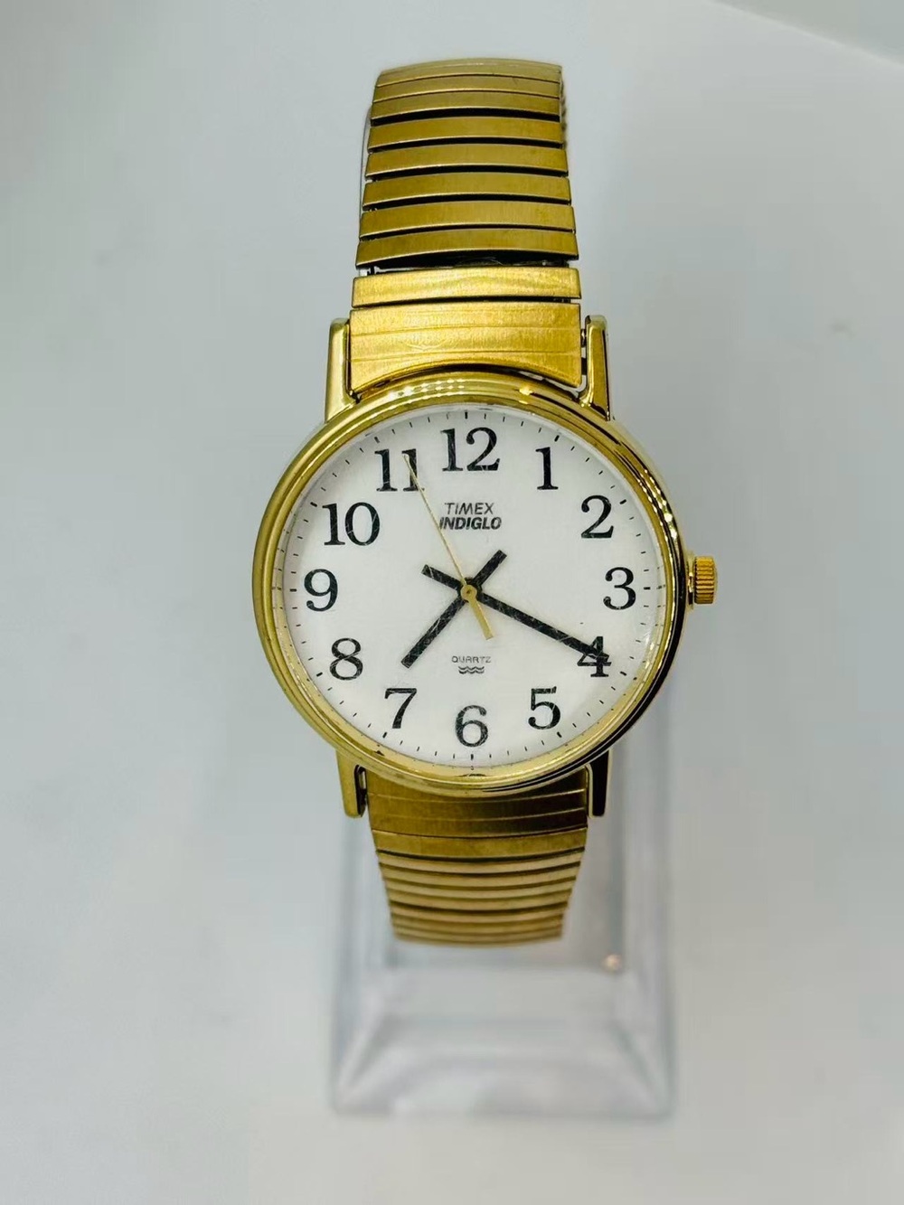 Vintage Timex Indiglo Men’s Watch Gold Tone Quartz 34mm New Battery Runs